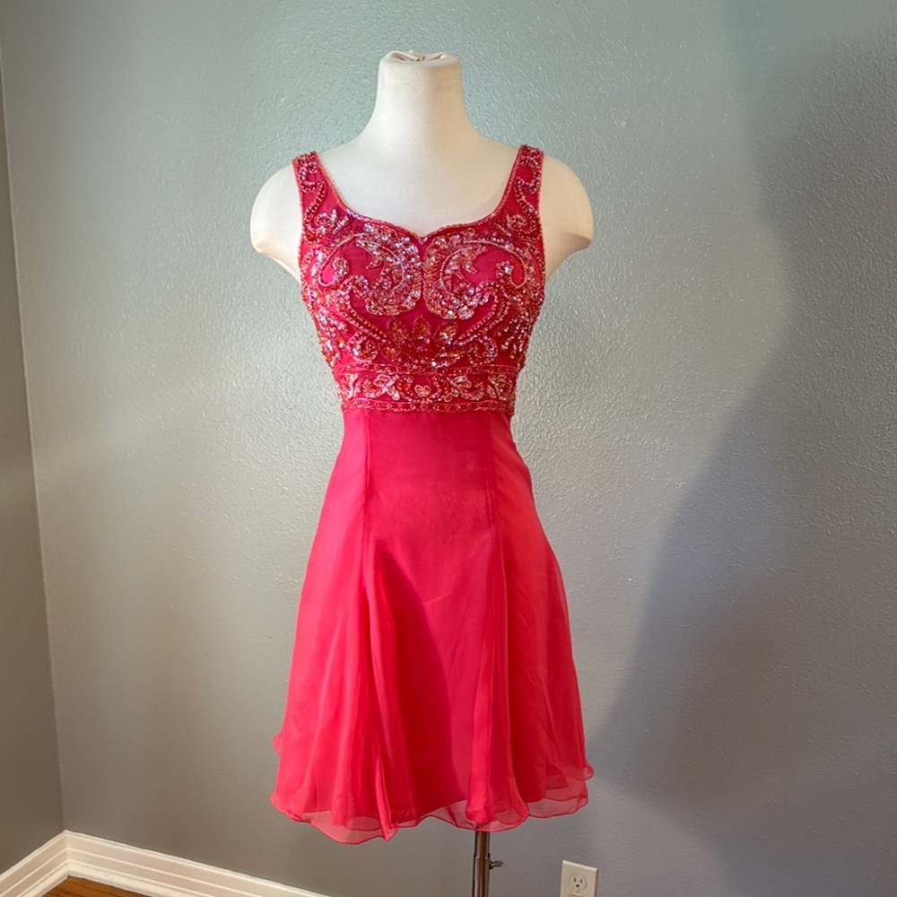 Pink beaded & sequined Cire cocktail semi formal dress